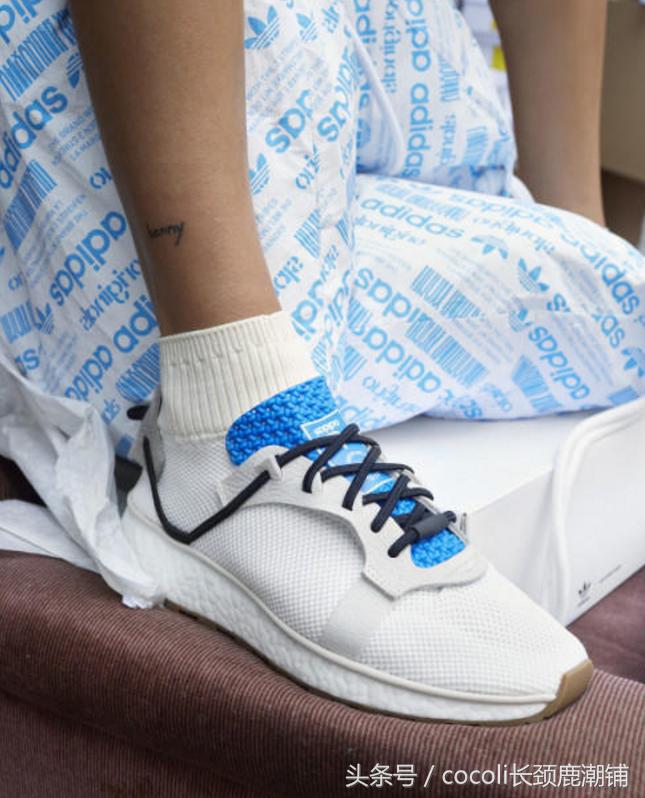 盘点那些年穿过的鞋子,袜子鞋什么时候开始流行