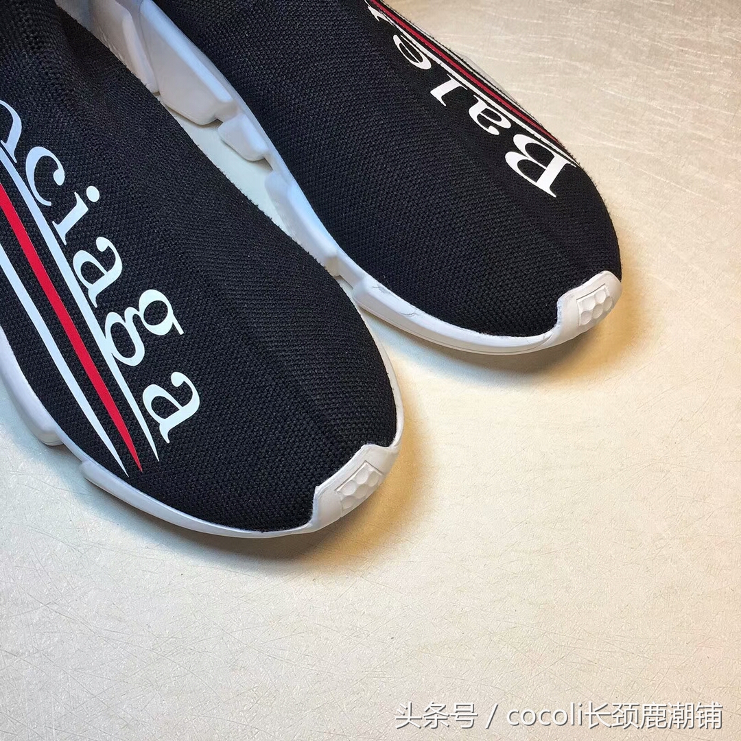 盘点那些年穿过的鞋子,袜子鞋什么时候开始流行