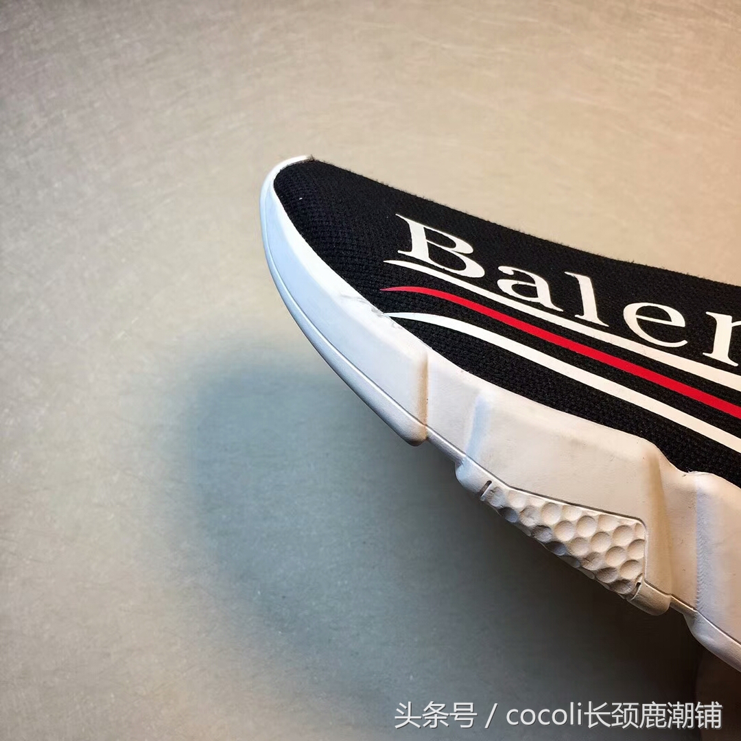 盘点那些年穿过的鞋子,袜子鞋什么时候开始流行