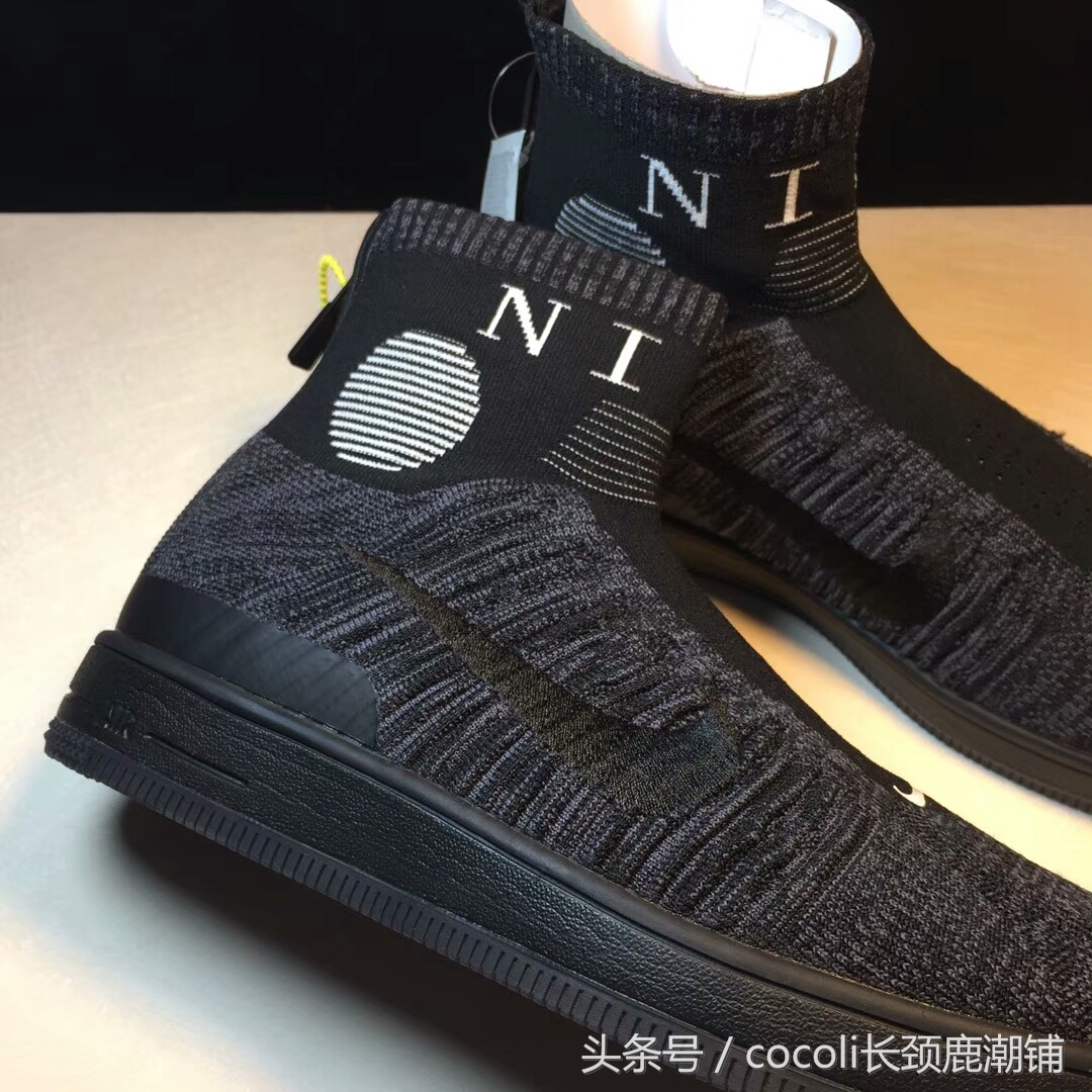 盘点那些年穿过的鞋子,袜子鞋什么时候开始流行