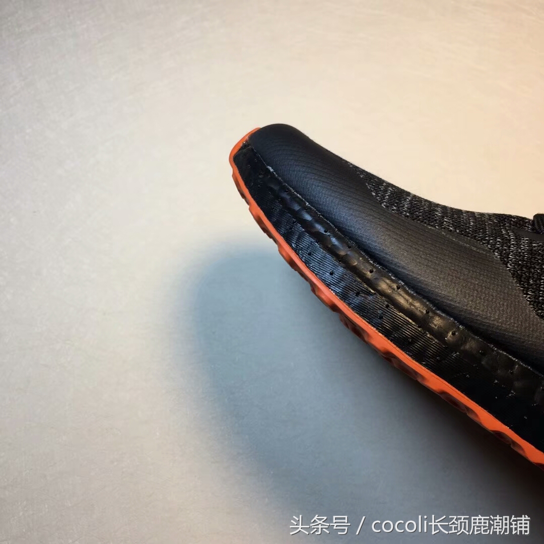 盘点那些年穿过的鞋子,袜子鞋什么时候开始流行