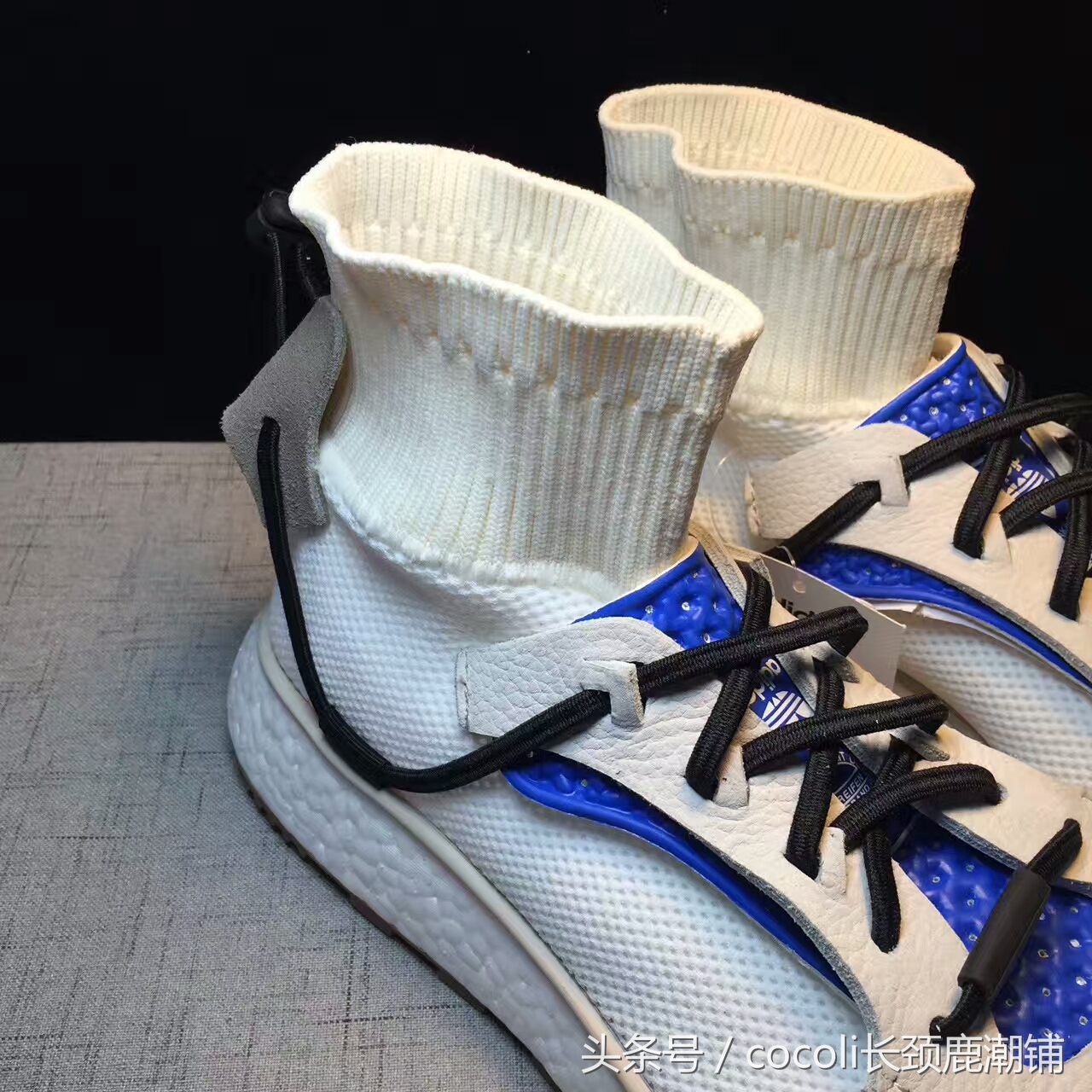 盘点那些年穿过的鞋子,袜子鞋什么时候开始流行