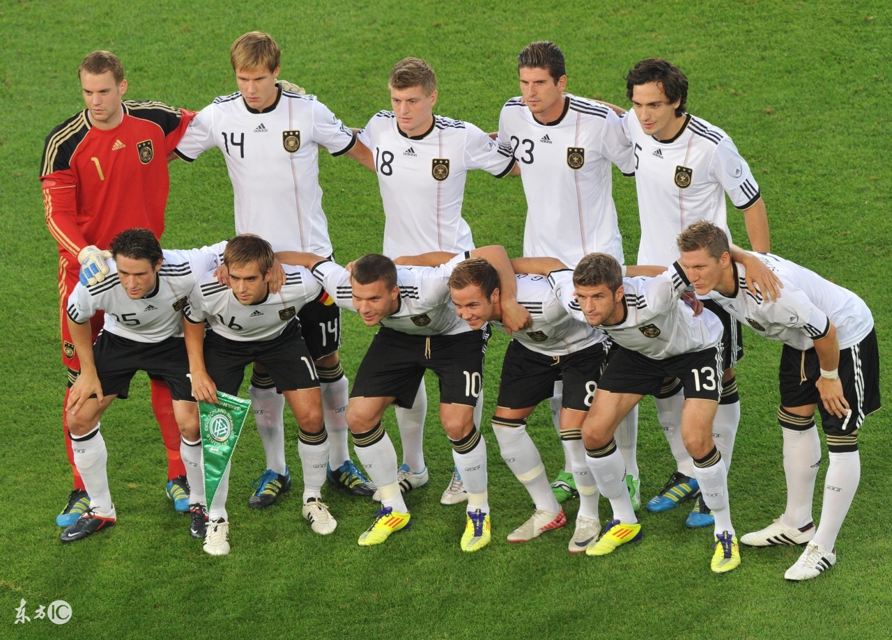 秘鲁足协罚单,秘鲁驱逐