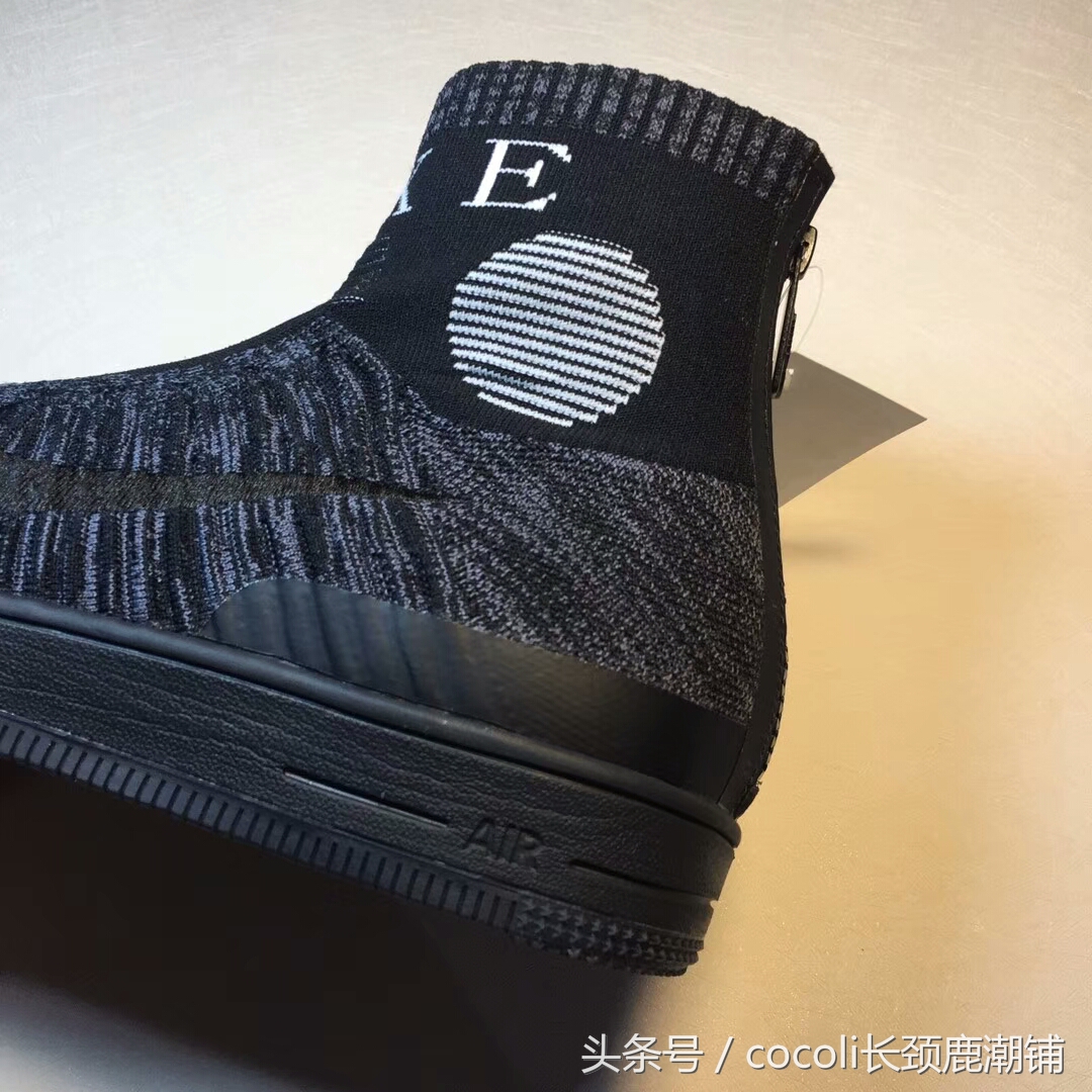 盘点那些年穿过的鞋子,袜子鞋什么时候开始流行