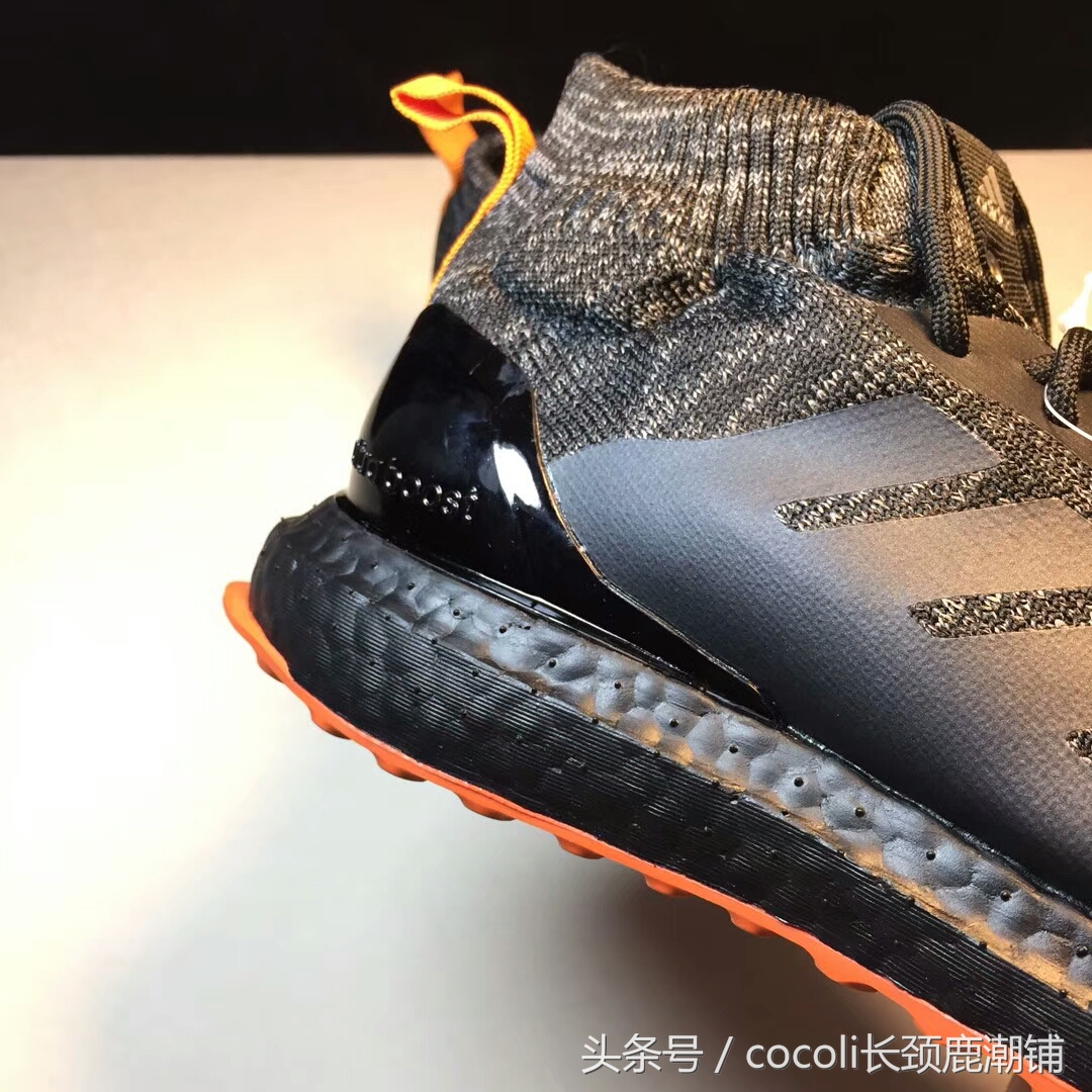 盘点那些年穿过的鞋子,袜子鞋什么时候开始流行