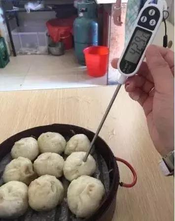 天气再冷，过烫的食物也别急着吃，一不谨慎就……