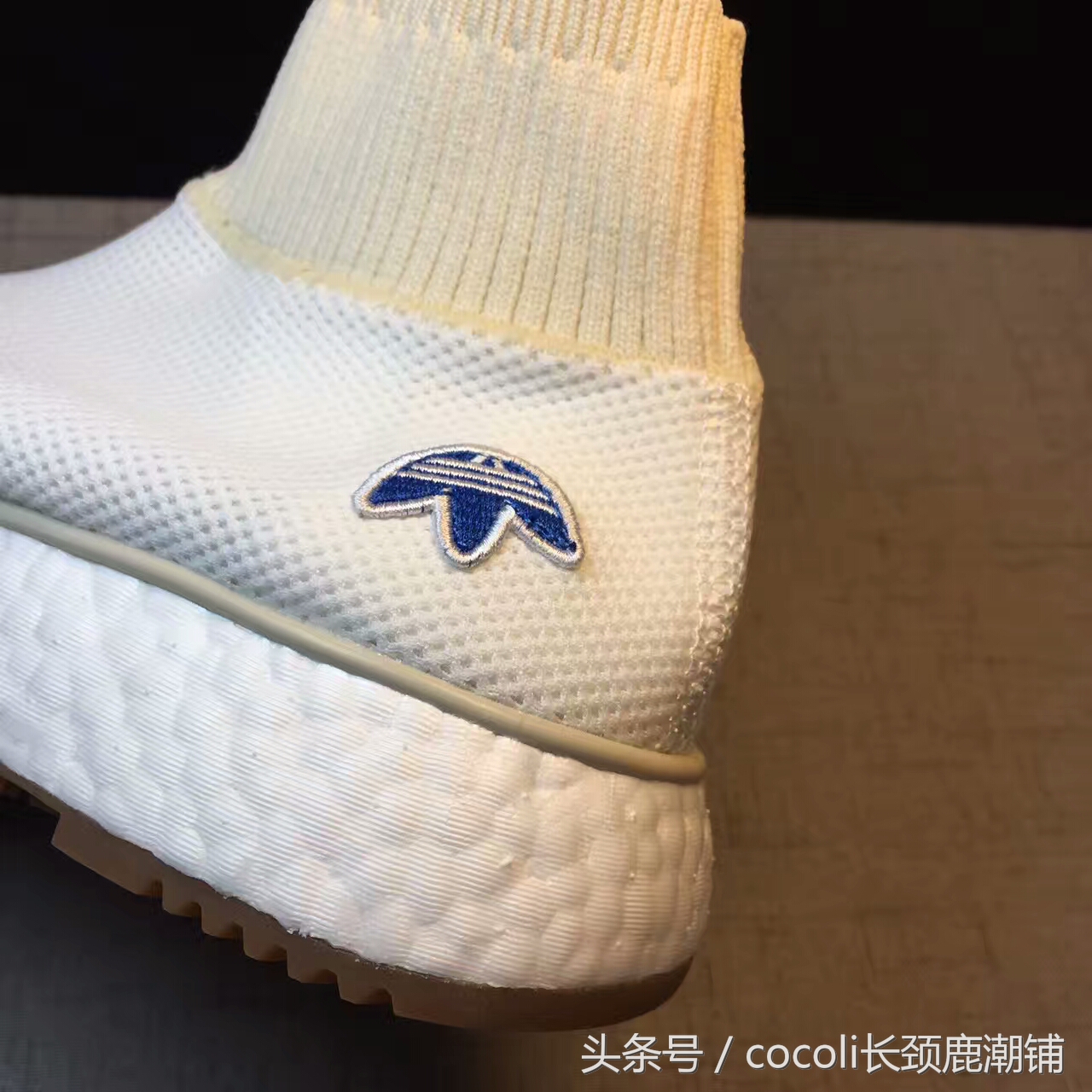 盘点那些年穿过的鞋子,袜子鞋什么时候开始流行