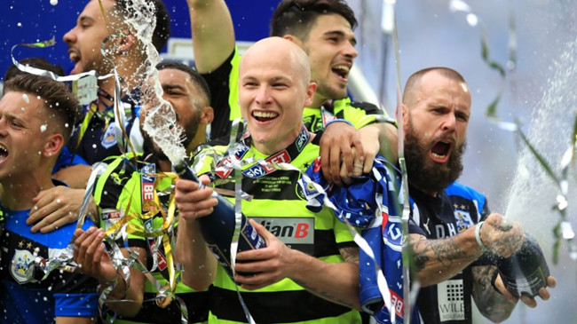 曼城的“废电池”变为哈镇核电永动机：穆伊成功之路