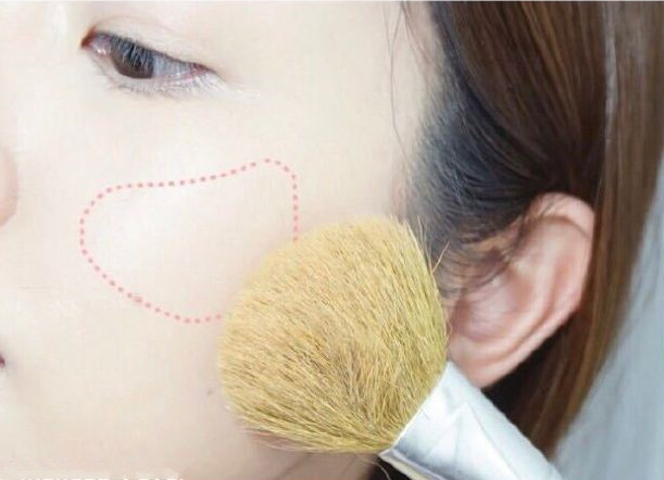 很有上镜氛围感的妆容,艺术生简单干净的上镜妆容get