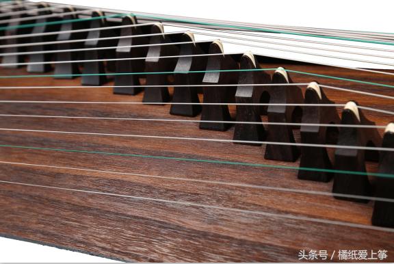 初学古筝买什么筝好,古筝初学者适用的选筝攻略