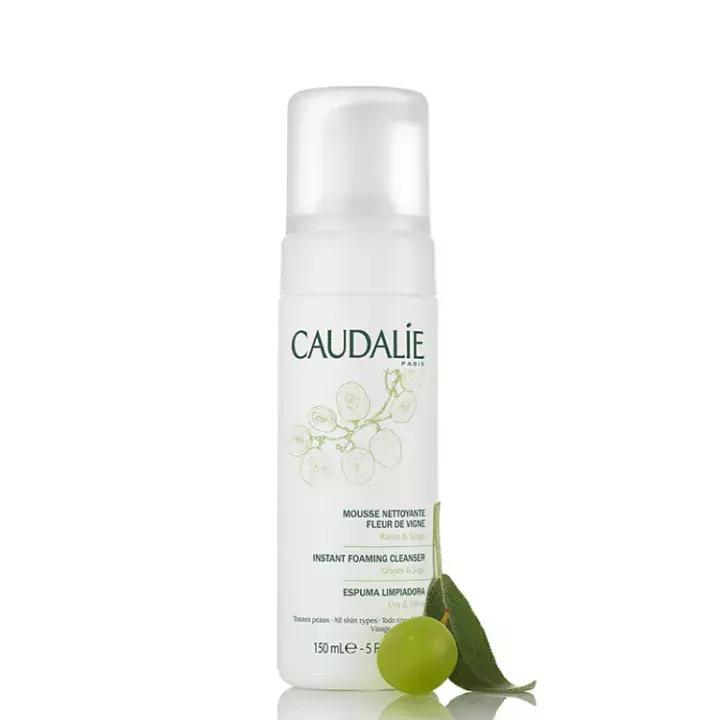 大家都不知道洗脸用什么洗最好,不知道怎么让自己洗脸