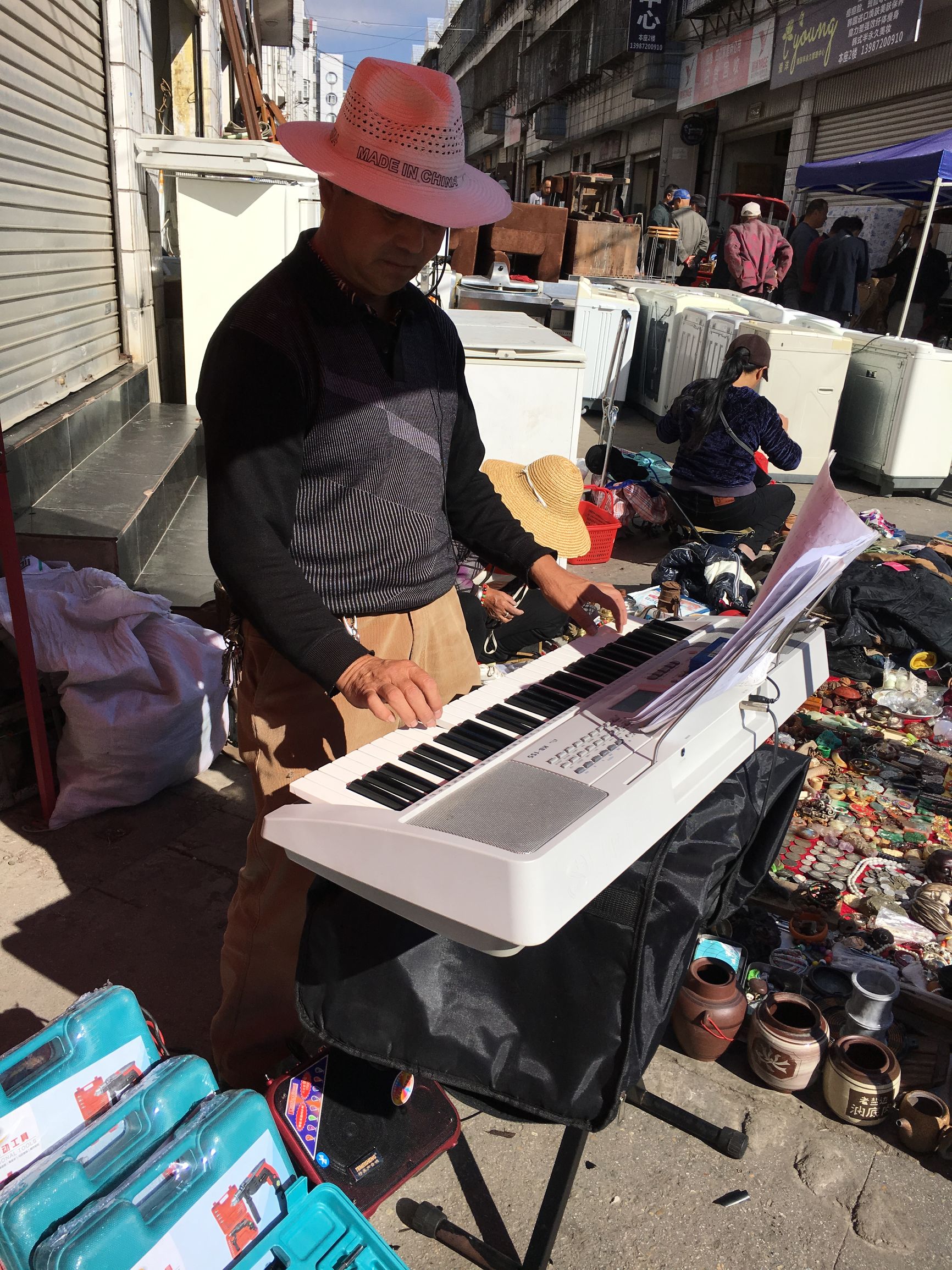 带你去看大理这些小众之地,大理二手家具旧货市场