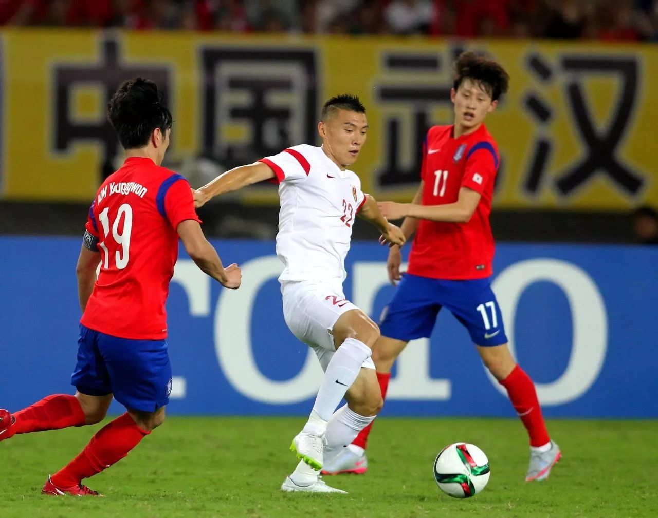 中国男足出征世预赛,中国男足东亚杯出征名单