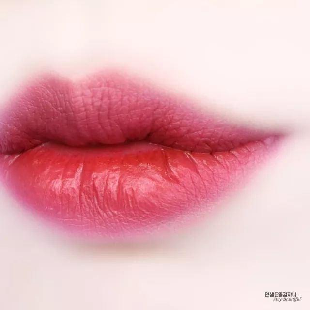 秋冬必入的5支口红显白显气质,勃艮第红口红适合什么肤色