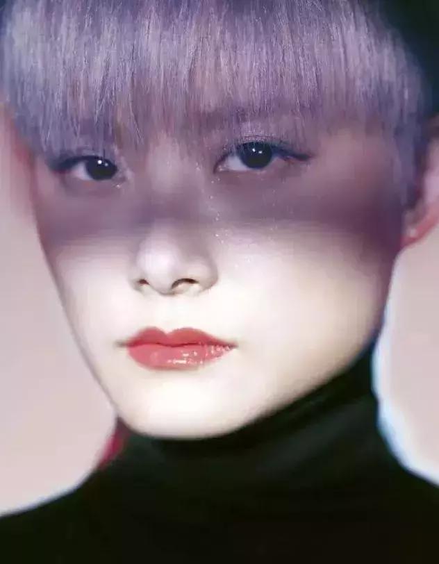 李宇春我就是艺人张国立,李宇春我就是艺人绿色毛衣