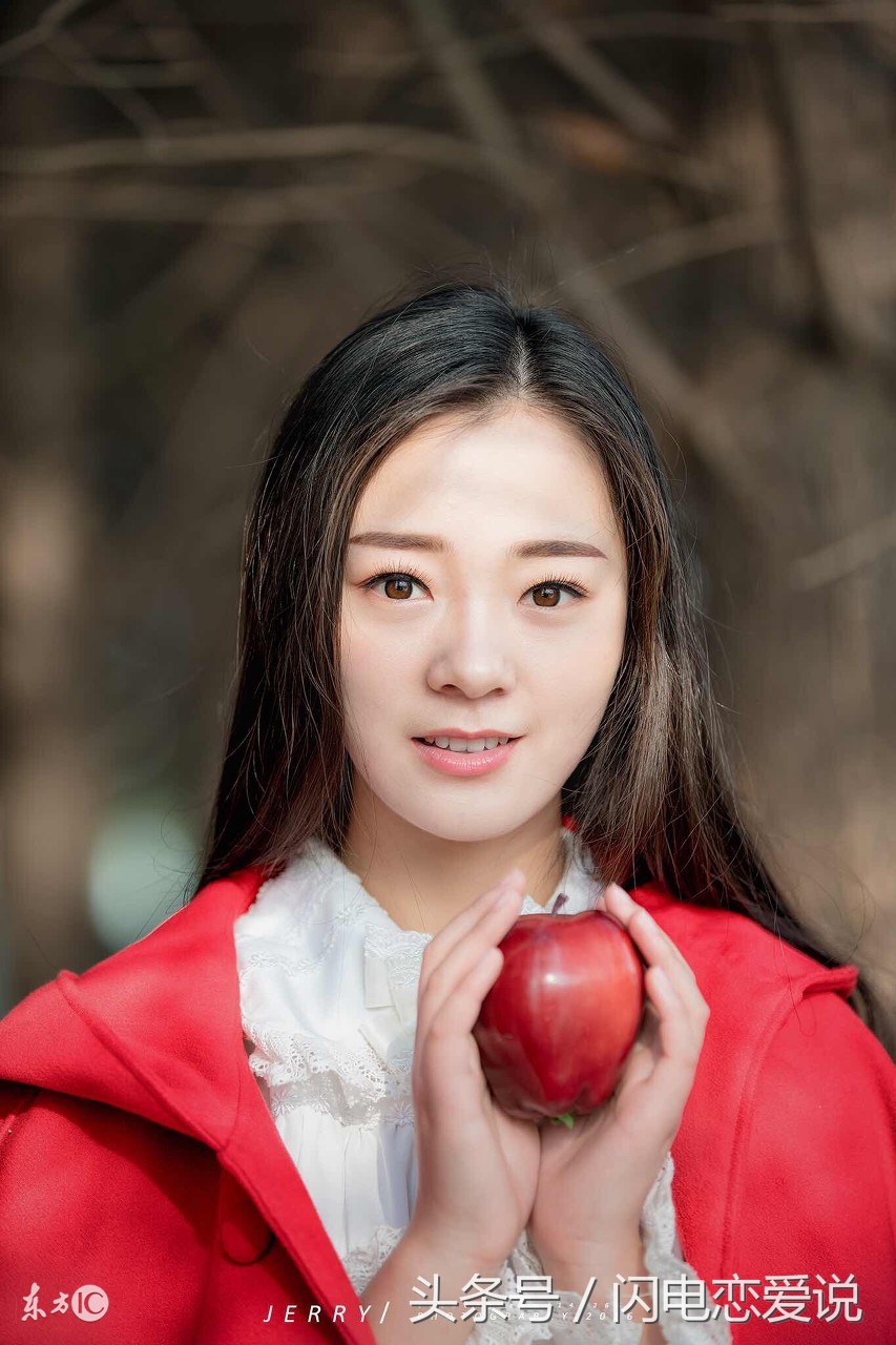 喜欢的女生不理你也不删你,喜欢的女生不理你要不要打电话