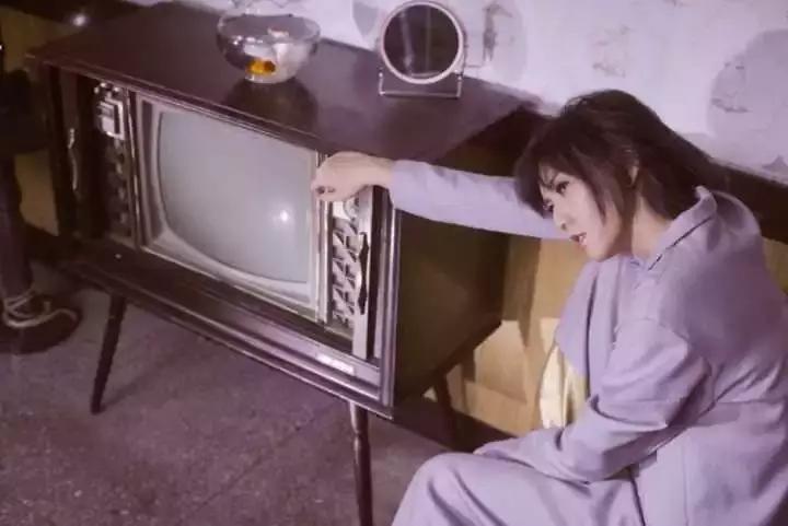 孙燕姿跳舞的糖衣,孙燕姿跳舞的梵谷发型