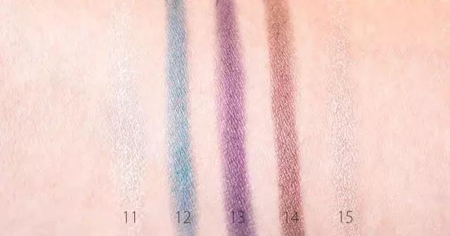 抛弃那些超级美的官方宣传图，圣诞限量还值不值得买？