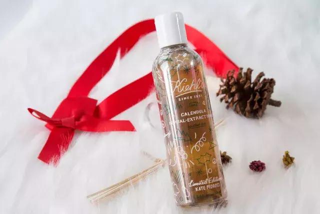 抛弃那些超级美的官方宣传图，圣诞限量还值不值得买？