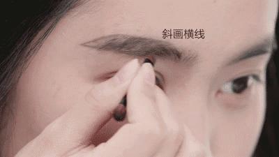 一化妆就又老又丑,新手必学的6个化妆小技巧