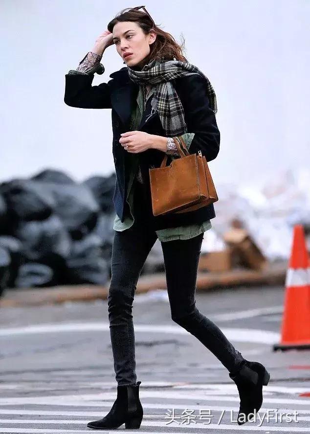 换季了可以把不穿的鞋子收纳起来,换季鞋怎么收纳防潮