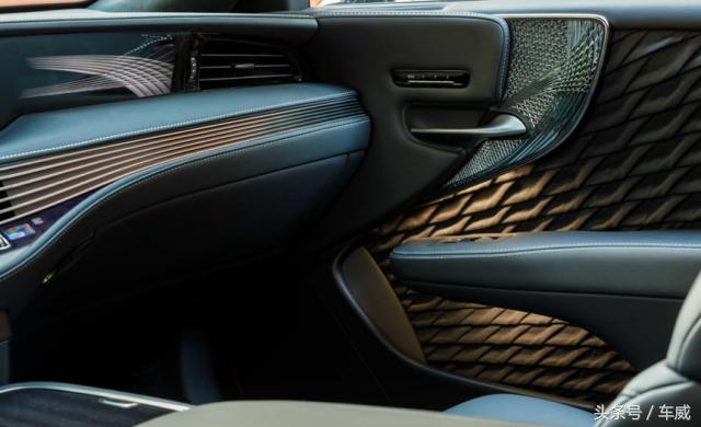 评雷克萨斯ls四驱,雷克萨斯ls科技灰