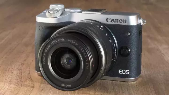 佳能无反相机哪款性价比高,佳能无反全幅相机推荐