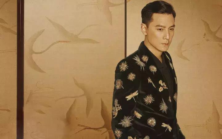 男人拍照不会笑怎么办,男人拍照不露脸