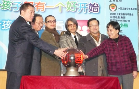 这才是最真实的周星驰！网友：“原来骗了我们这么多年”！