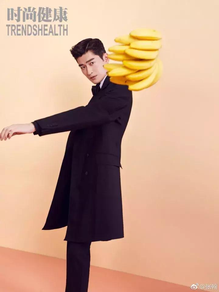 男人拍照不会笑怎么办,男人拍照不露脸