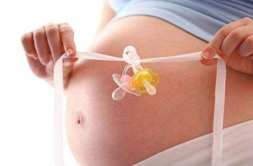 产妇胎位不正医生纠正难产完整版,孕妇胎位不正什么原因导致的