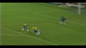 罗纳尔多钟摆过人图片,罗纳尔多钟摆式过人视频完整版