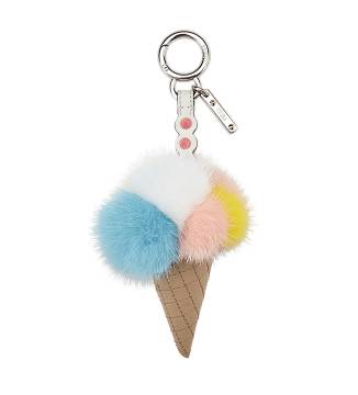 圣诞节礼物送礼攻略2021,圣诞节过了送礼给女朋友好吗