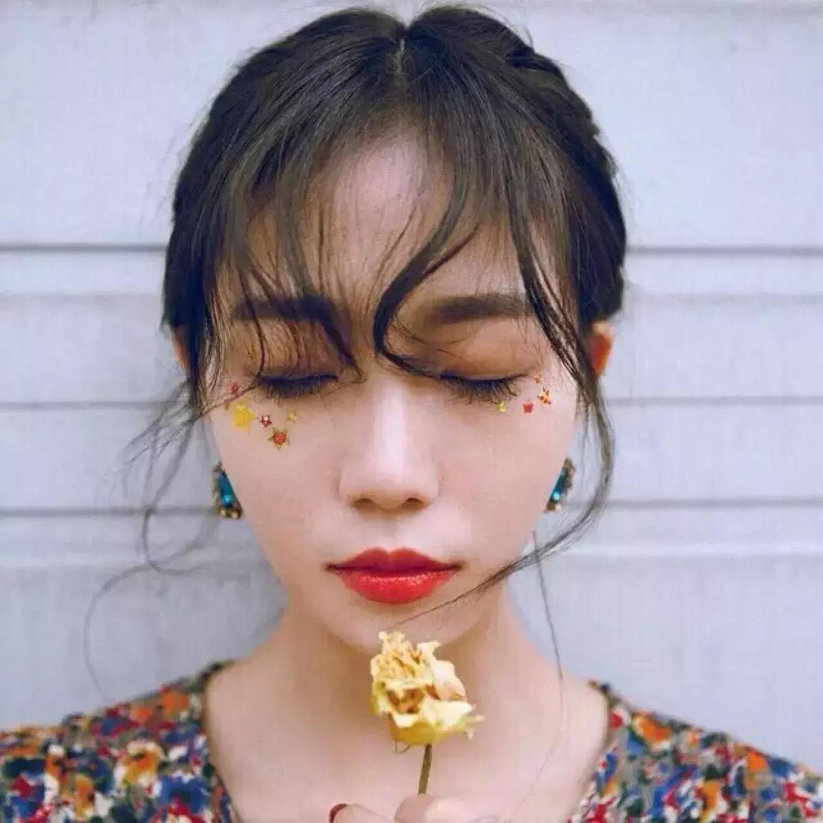 什么妆前乳会使妆面更服帖,各种妆前乳各种颜色怎么用才好看