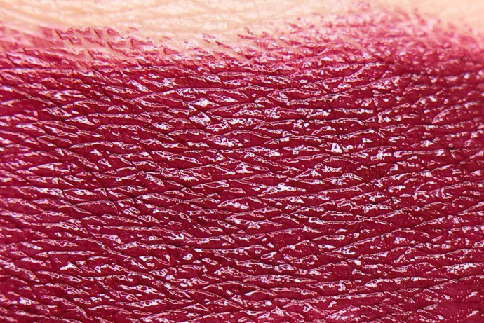 mac子弹头柔雾系列口红试色927,今年好看口红颜色