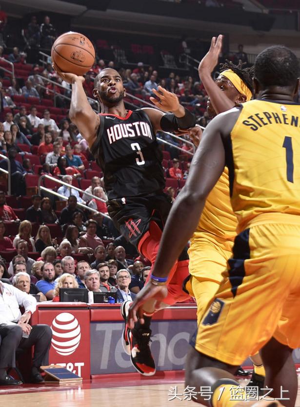 传球香蕉球,德布劳内贴地弧线传球是香蕉球