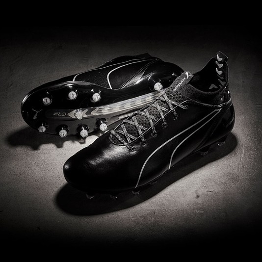 如何选择一款适合自己的足球鞋,哪款足球鞋好