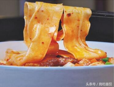 陕西面食biangbiang面的biang字怎么写,陕西人吃的biangbiang面