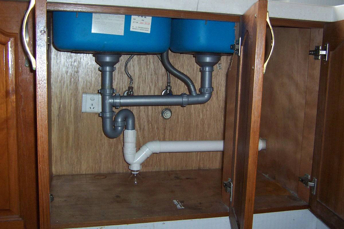 厨房水池油污堵塞严重疏通方法,水池水管堵塞如何疏通