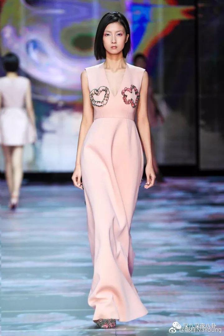 谢娜如今怎么样了,从娜儿到娜娜的变化