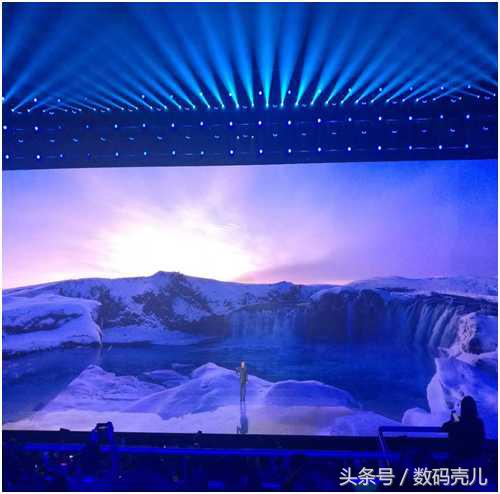 参加荣耀发布会,参加荣耀100发布会