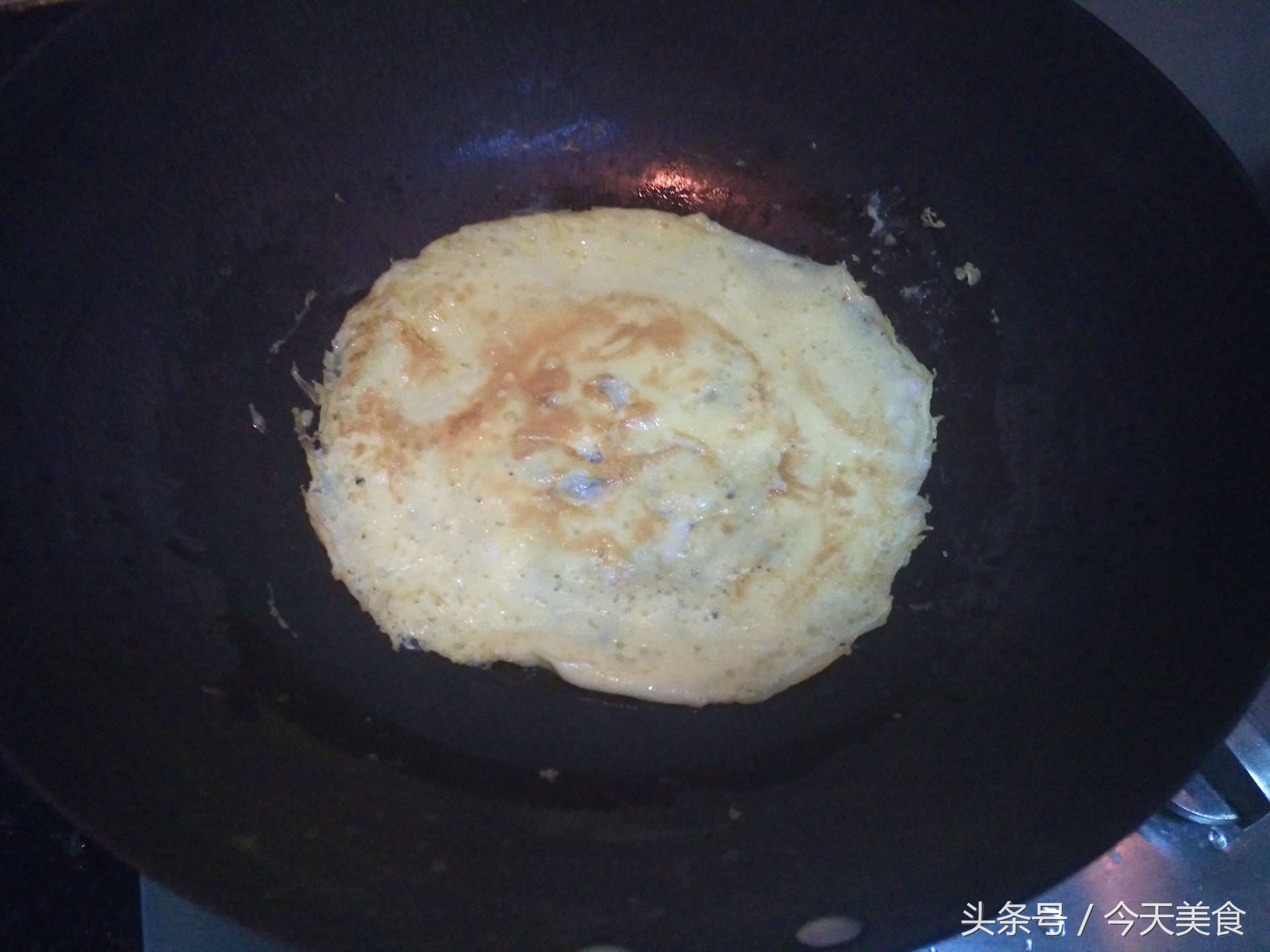 寿司和紫菜包饭别傻傻分不清，教大家怎么做紫菜包饭，好吃又营养