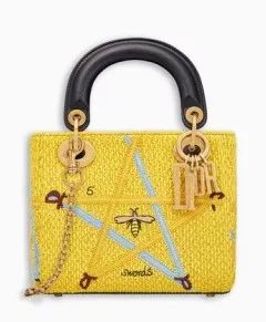 圣诞节礼物送礼攻略2021,圣诞节过了送礼给女朋友好吗