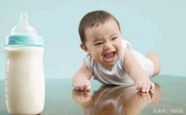 宝宝拒绝奶瓶喂养怎么办,宝宝抗拒奶瓶这几招你试了吗