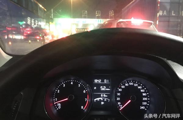 远行的心评测上汽大众朗行180tsi,试驾大众朗行1.6