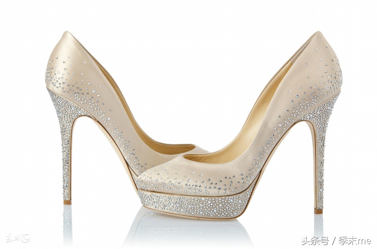 穿高跟鞋防止脚累方法,穿高跟鞋引起的脚痛怎么治