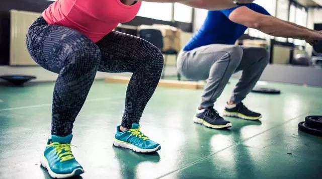 髌骨软化症状评残,髌骨软化怎么就不能治愈