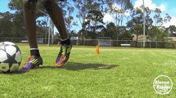 6-12岁足球训练教程控球,足球训练10个基本动作幼儿