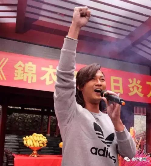 作为罗文徒弟却跟TVB有缘无份，曾在北京每天只花12元度日