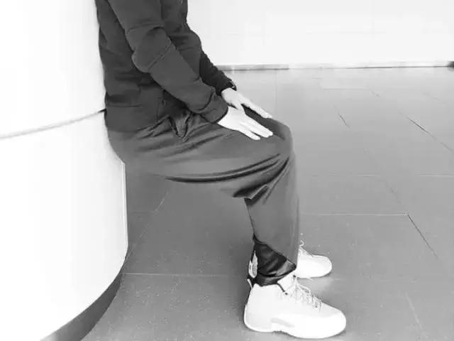 膝盖有问题应该如何保养和锻炼,3个动作自测关节